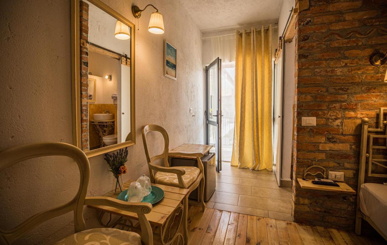 Sunny Border (Adults Only) Hotell Vama Veche Eksteriør bilde
