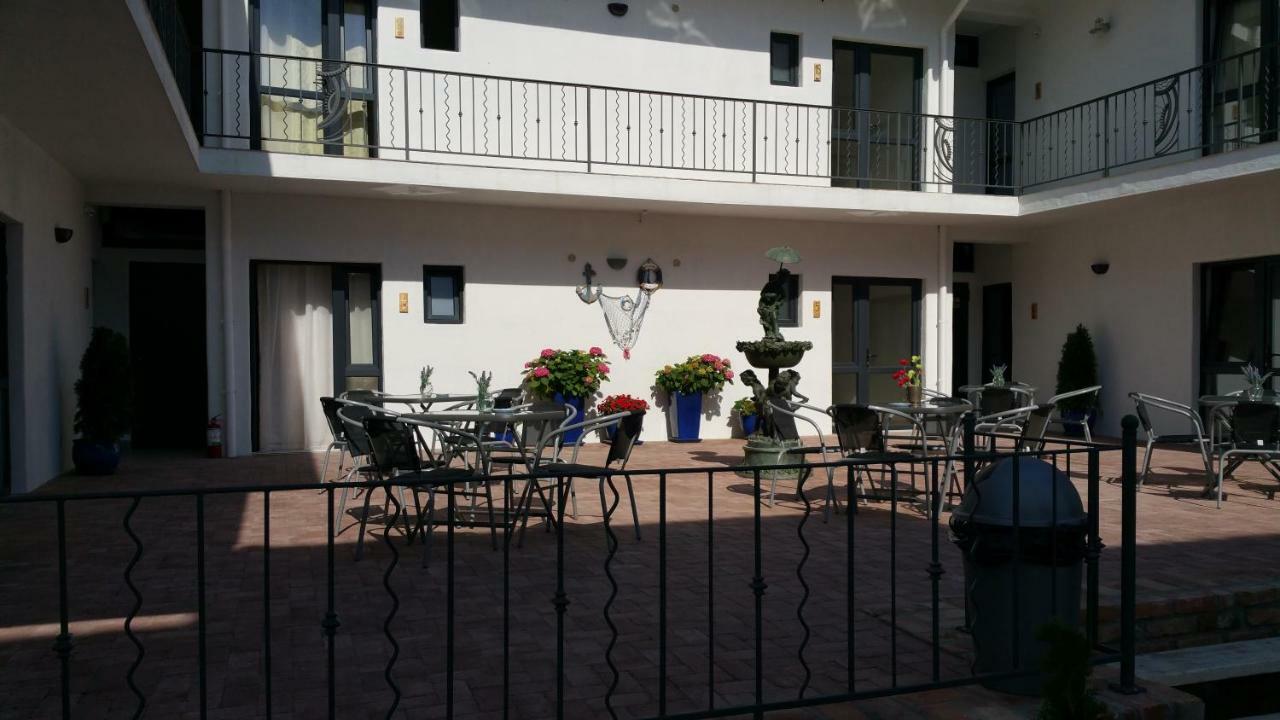 Sunny Border (Adults Only) Hotell Vama Veche Eksteriør bilde